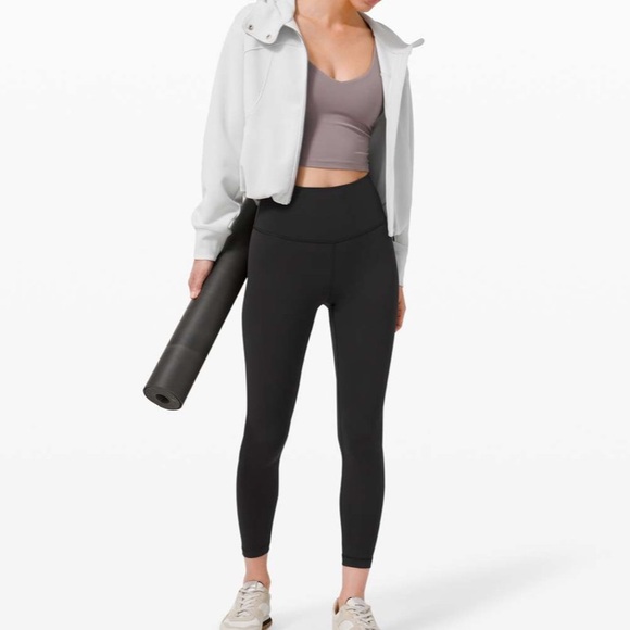 Lululemon Wunder Train High-Rise
Tight 25"
Black - Picture 3 of 5